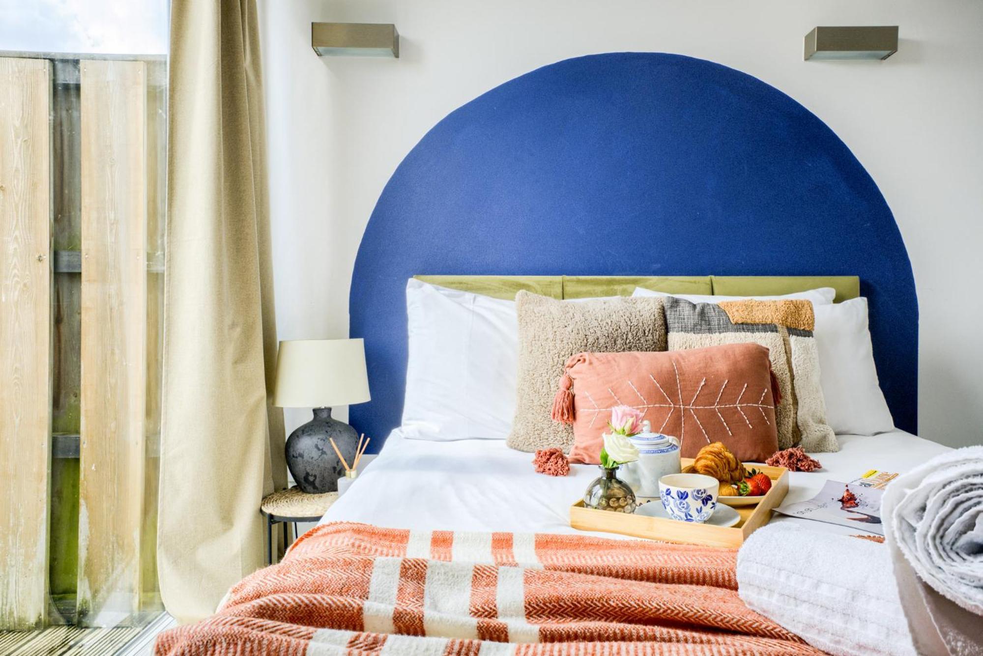 Coventry Large 4-Bed Townhouse By Empower Homes エクステリア 写真